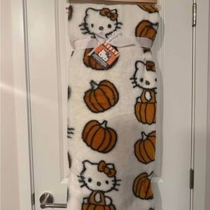 Hello Kitty Faux Fur Throw with Orange and White